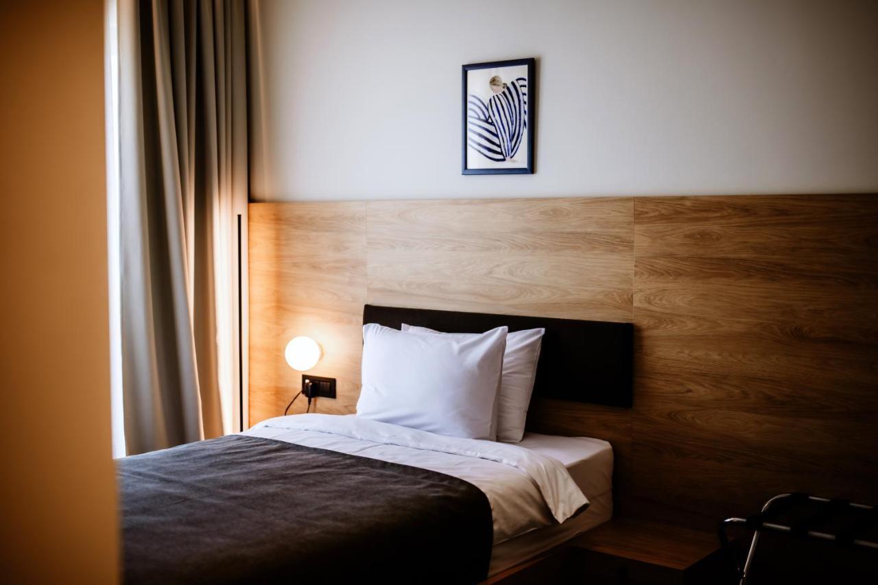 Hotel Septembar Ποντγορίτσα Εξωτερικό φωτογραφία